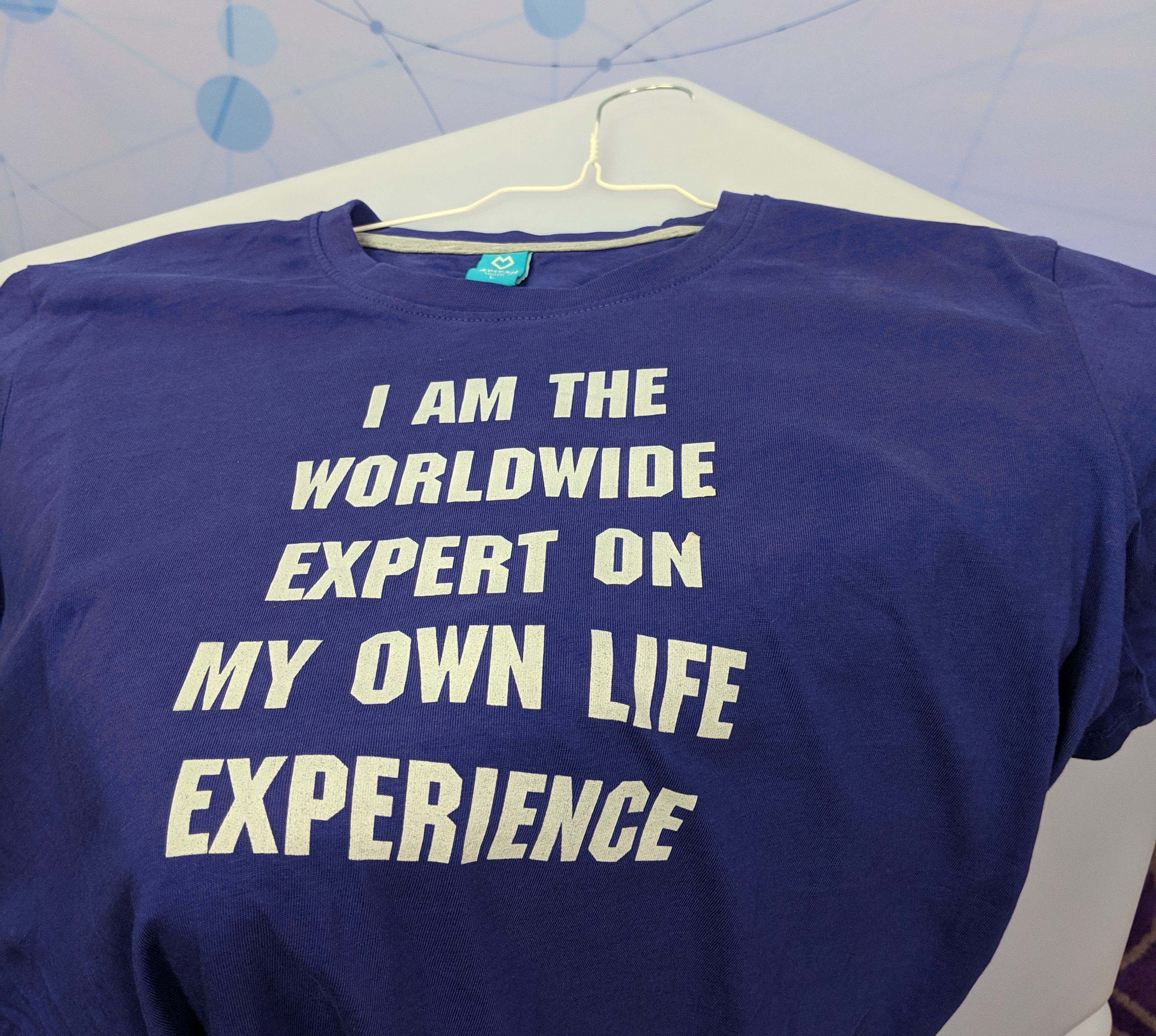 Foto mit Aufschrift "I am the worldwide expert on my own life experience"